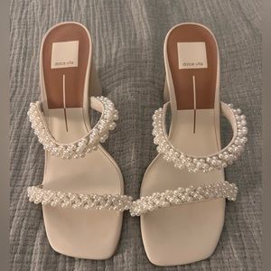 Dolce Vita Vanilla Pearl Noel Heels Size 8.5